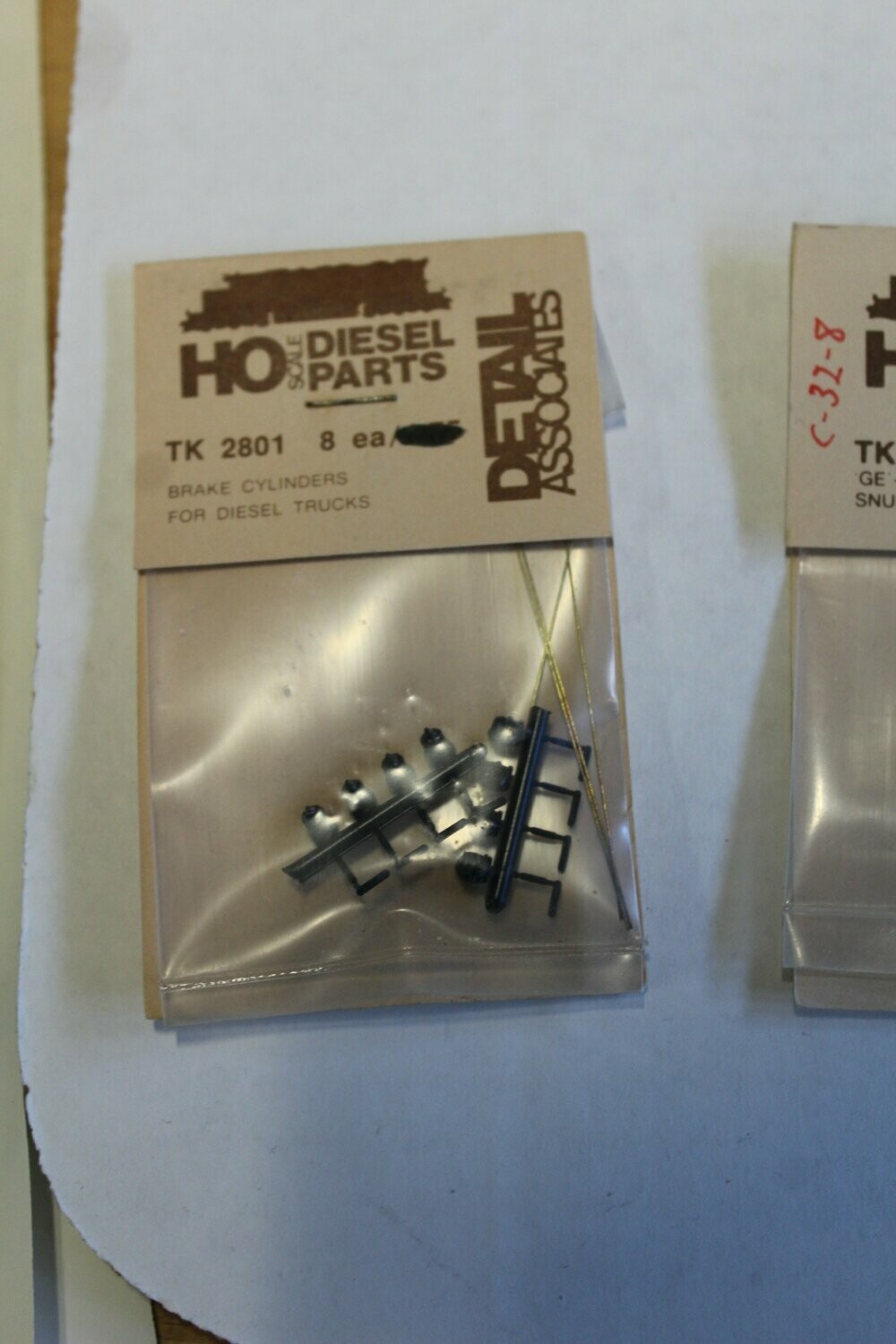 DETAIL ASSOCIATES 2801 BRAKE CYLINDERS FOR DIESEL TRUCKS