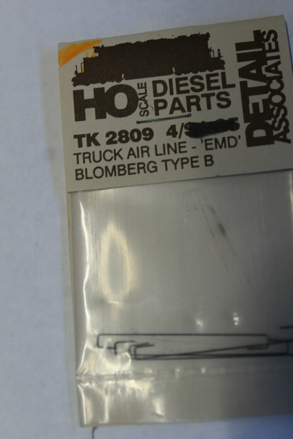 DETAIL ASSOCIATES 2809-4 TRUCK AIR LINE EMD BLOOMBERG TYPE B
