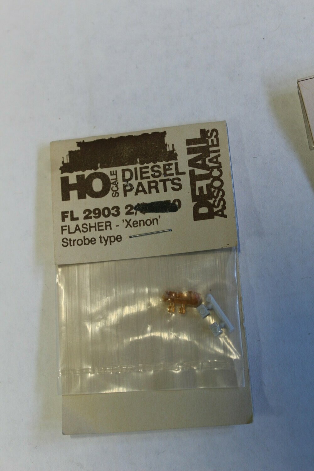 DETAIL ASSOCIATES 2903-2 FLASHER XENON STROBE TYPE
