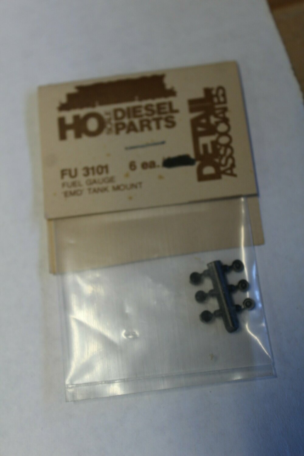 DETAIL ASSOCIATES 3101-6 FUEL GAUGE EMD TANK MOUNT