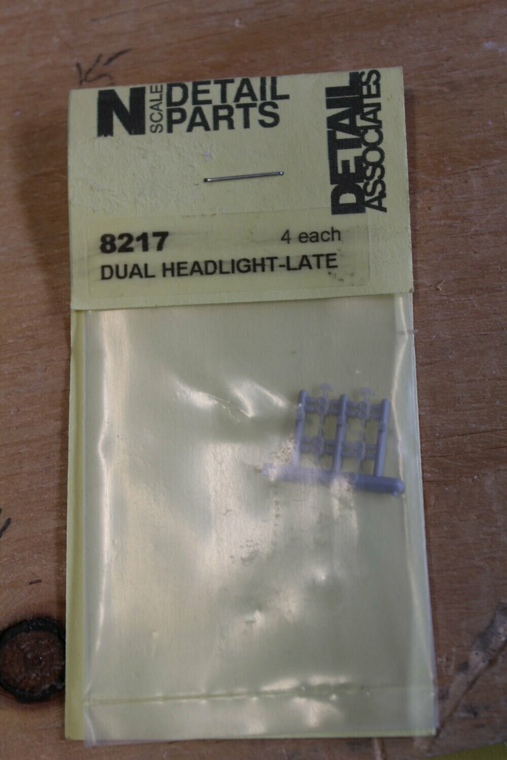 DETAIL ASSOCIATES 8217-4 DUAL HEADLIGHT LATE