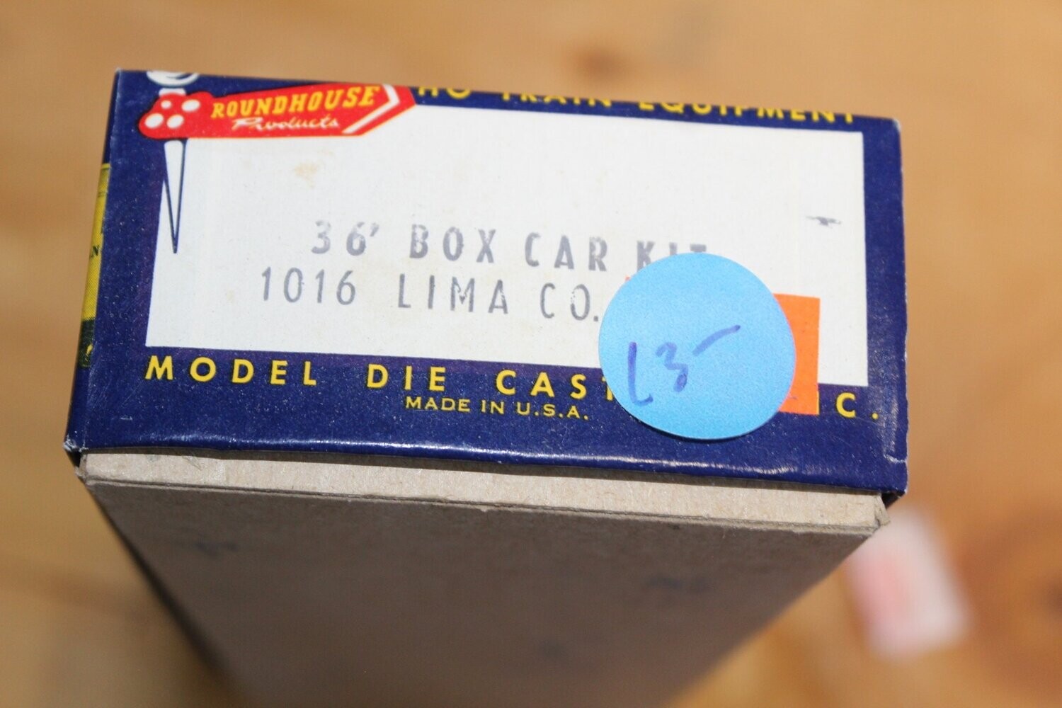 MODEL DIE CASTING 1016 LIMA SHAY BOX CAR