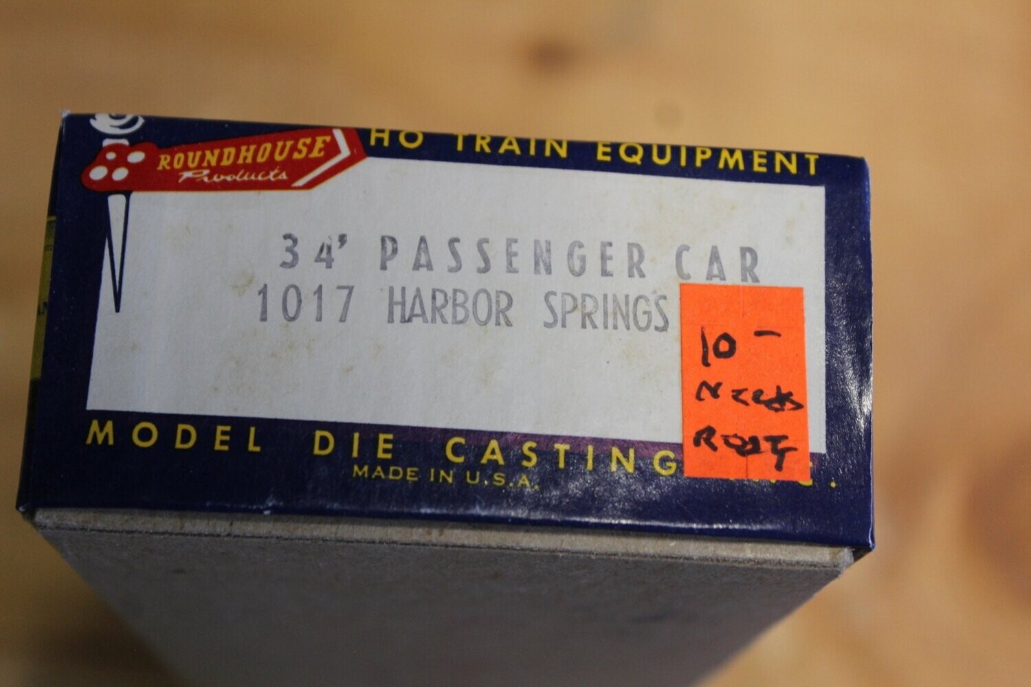 MODEL DIE CASTING 1017 LIMA  HARBOR SPRINGS 34' PASS CAR