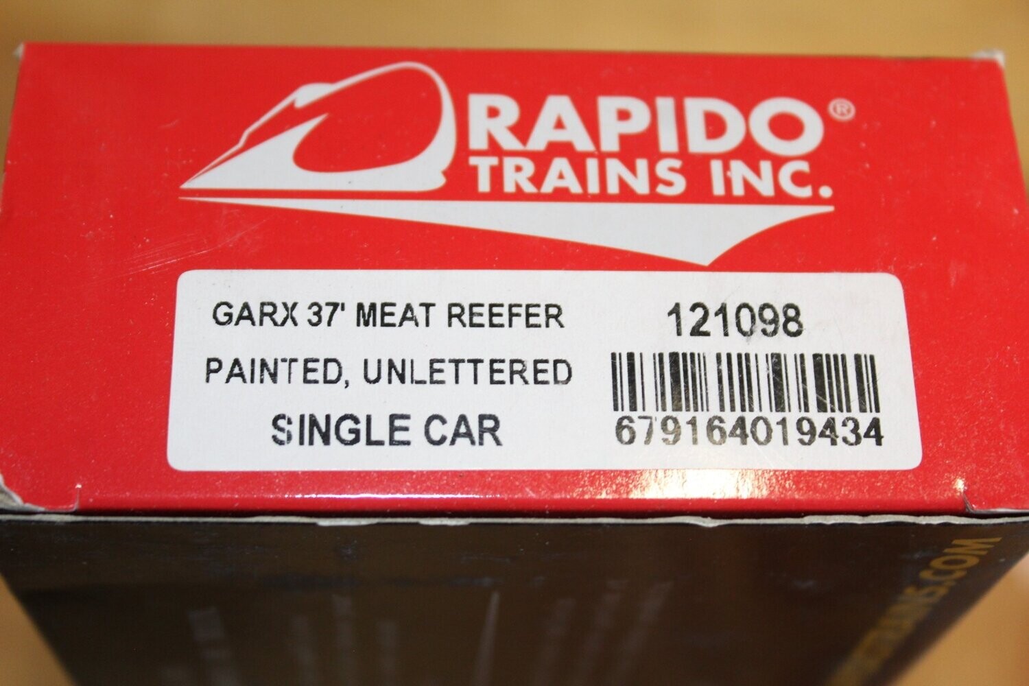 RAPIDO TRAINS 121098 PAINTED UNLETTERED 37' MEAT REEFER