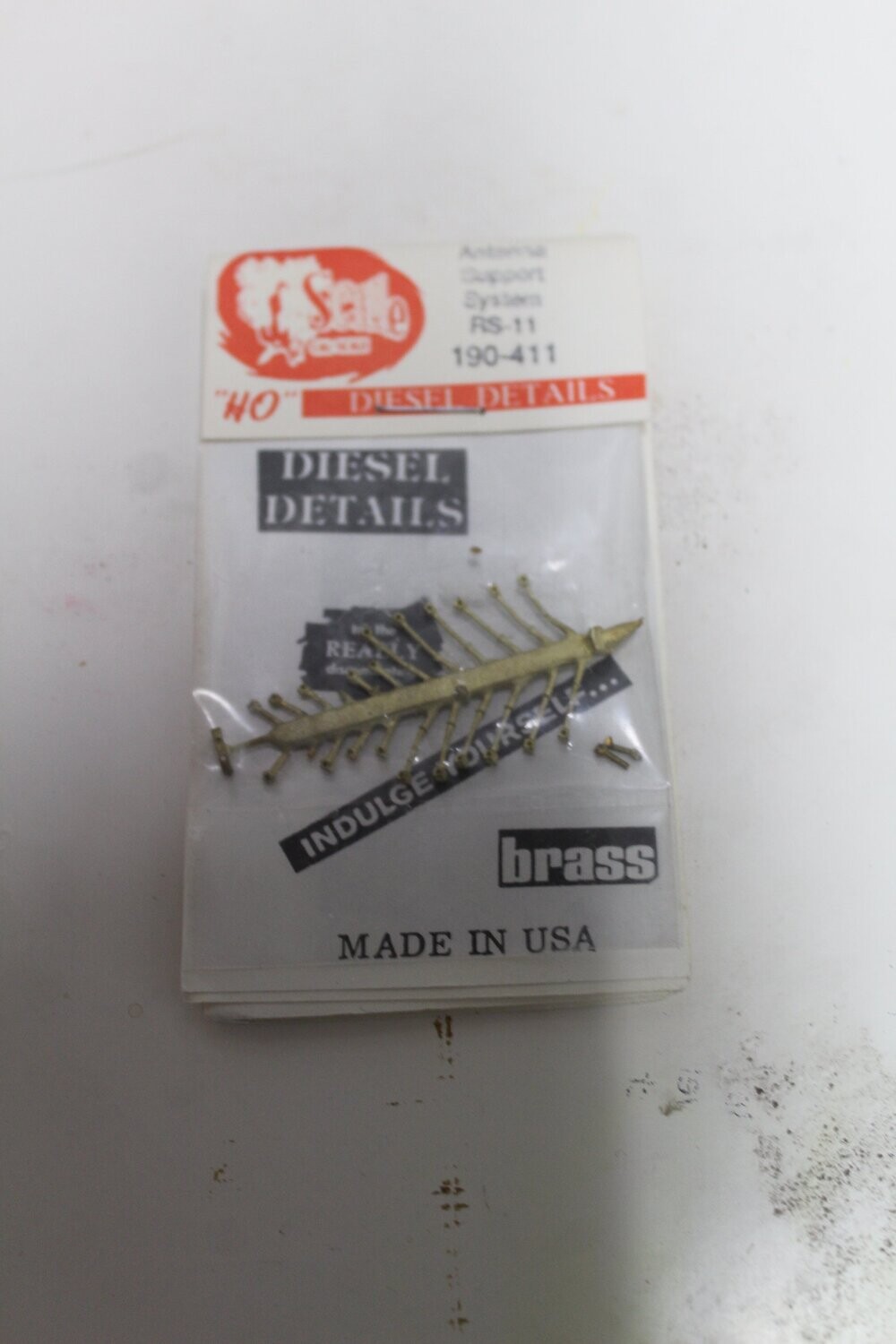 ​CAL SCALE 190-411 RS-11 ALCO ANTENNA SUPPORT SYSTEM
