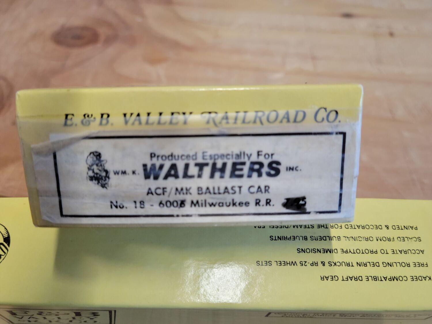 Walthers/e&bv 6006 MILW ACF/MK BALLAST KIT