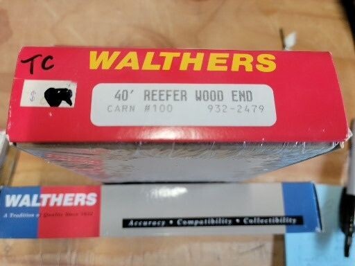 WAL 32-2479 40' WOOD REEFER