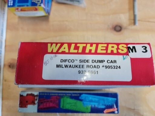 WAL 932-5961 DIFCO SIDE DUMP