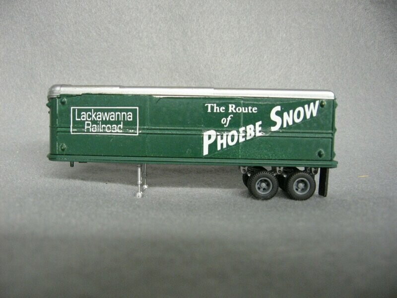 Lackawanna 32 ft Trailer HO WHITE DECALS