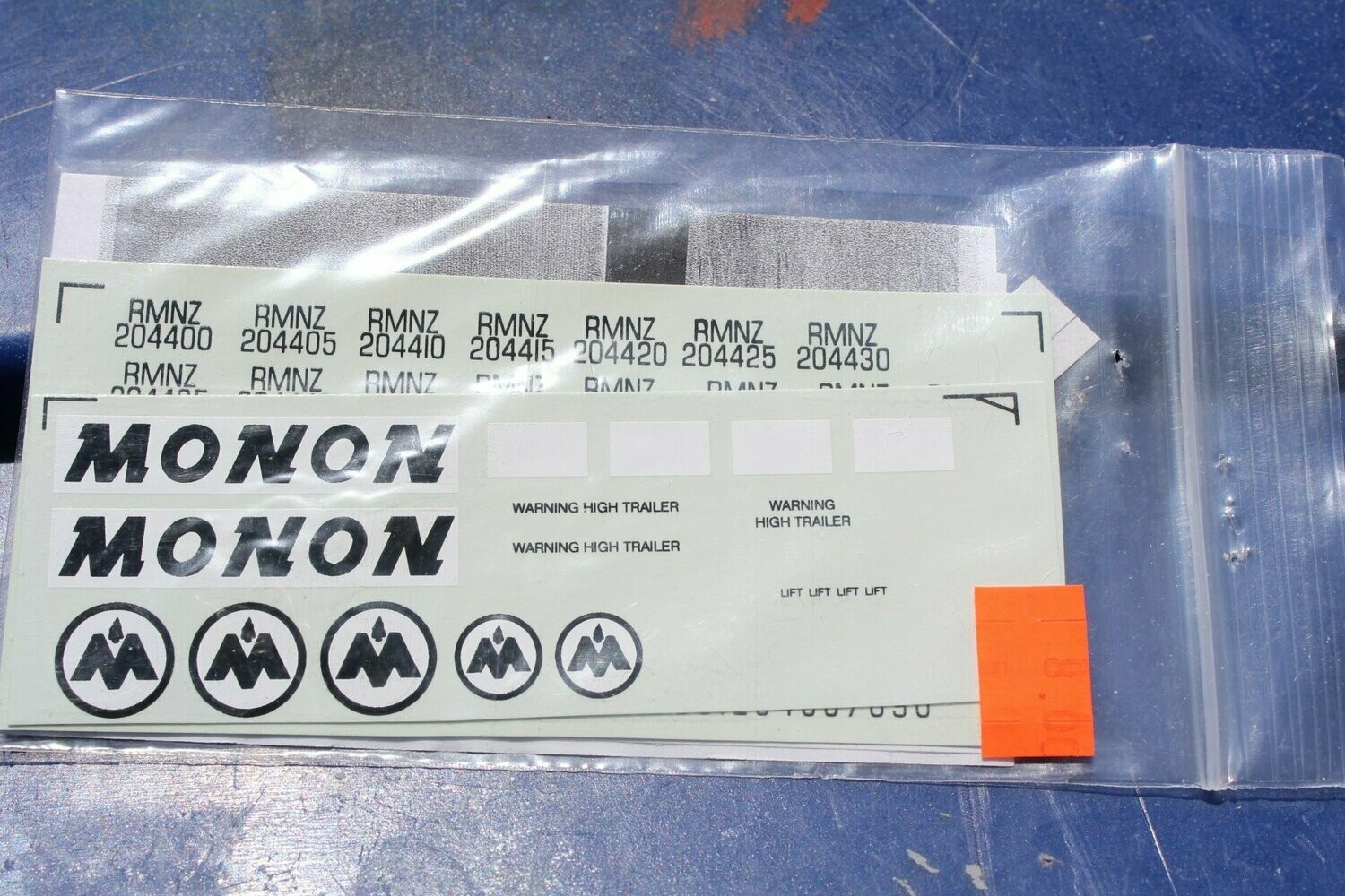 MONON Trailer Decal Set 40' Trailer
