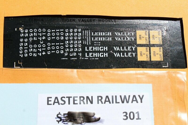 Lehigh Valley Tuscan Caboose decal set