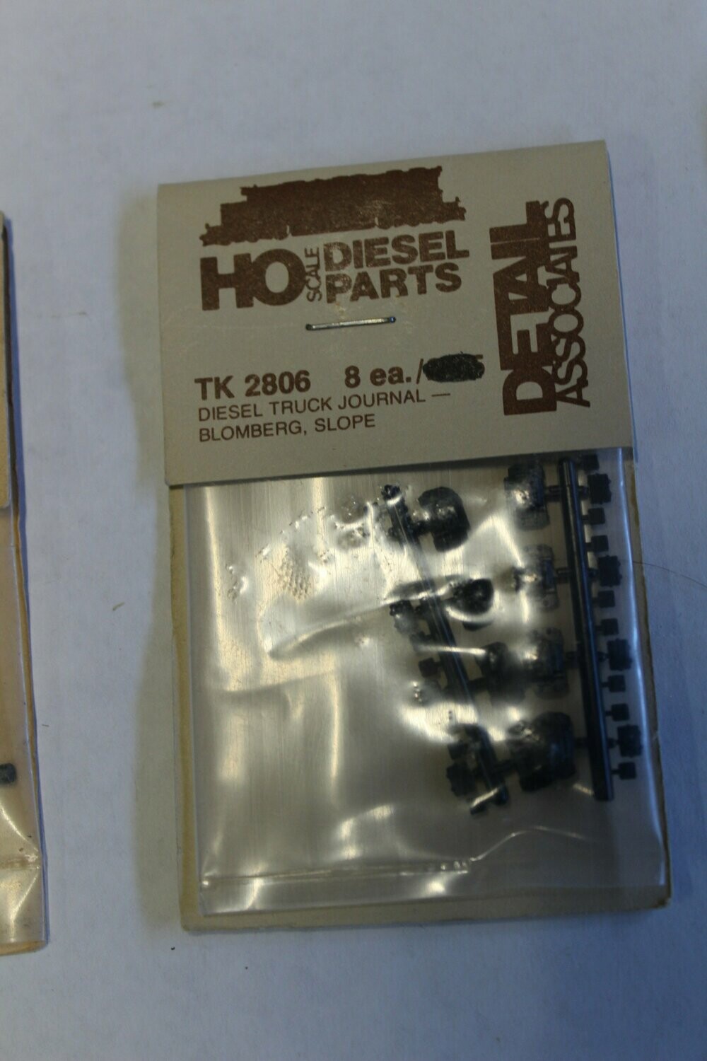 DETAIL ASSOCIATES 2806-8 DIESEL TRUCK JOURNAL BLOOMBERG SLOPE