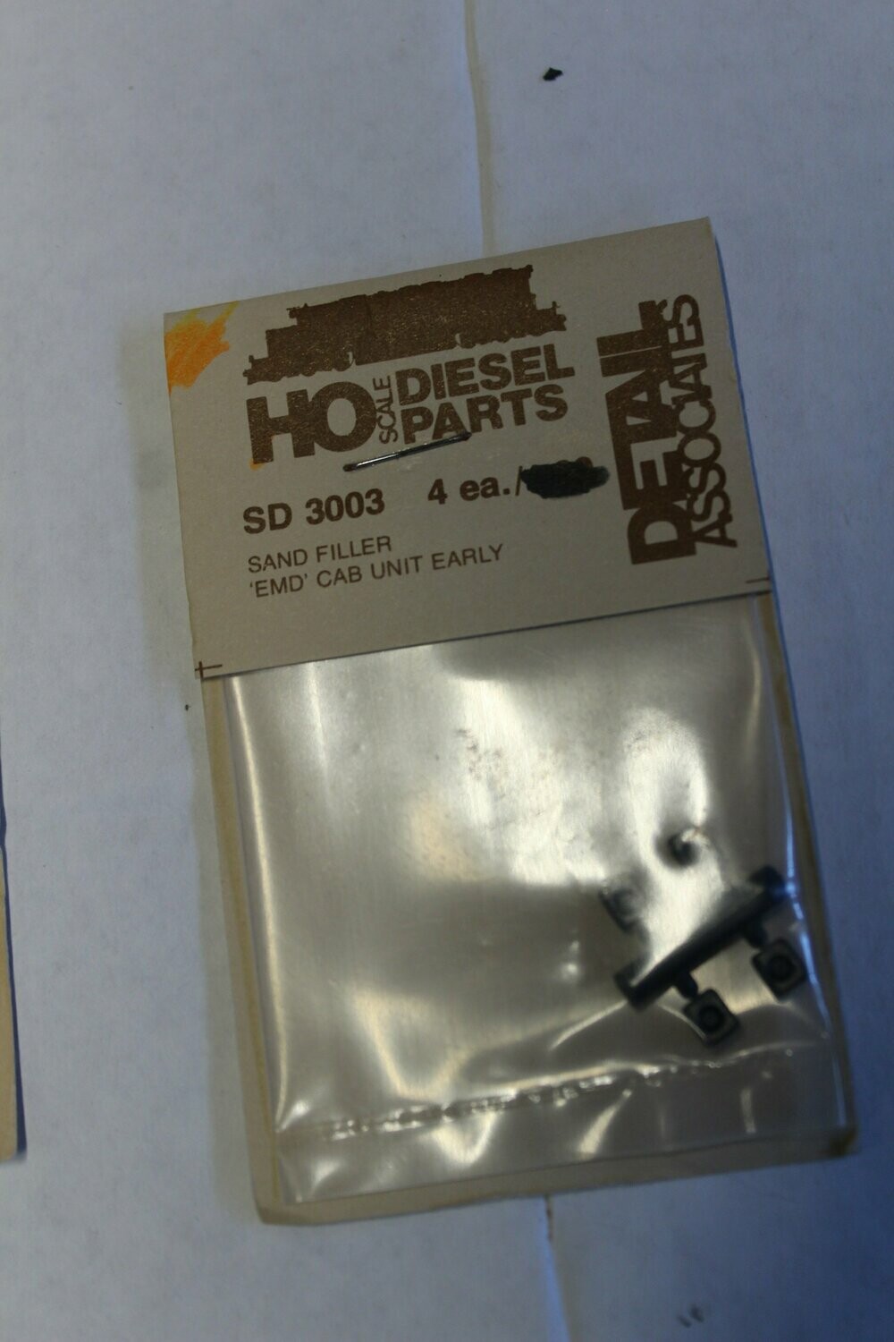 DETAIL ASSOCIATES 3003-4 SANDFILLER COVER EMD CAB EARLY