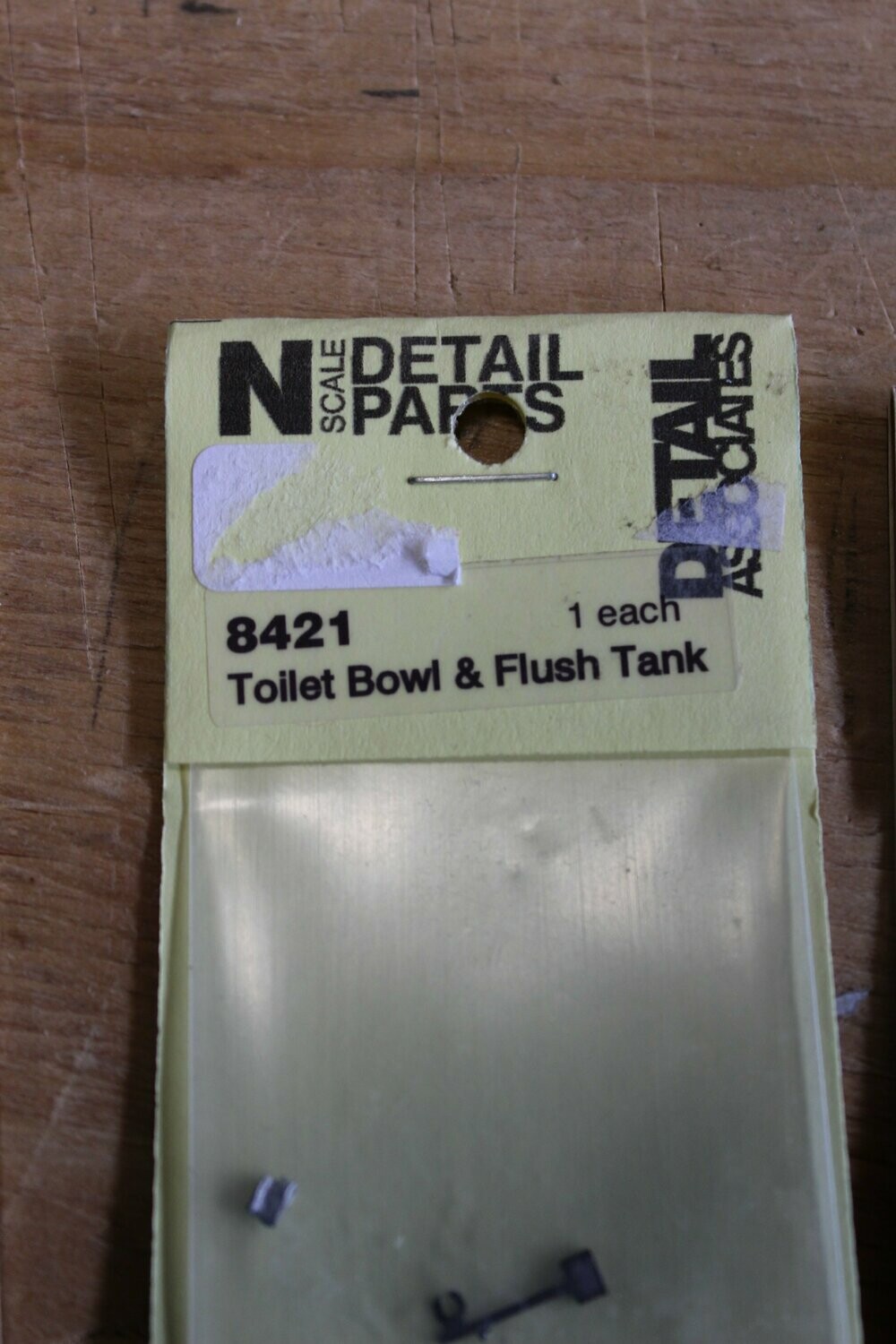 DETAIL ASSOCIATES 8421 TOILET BOWL & FLUSH TANK