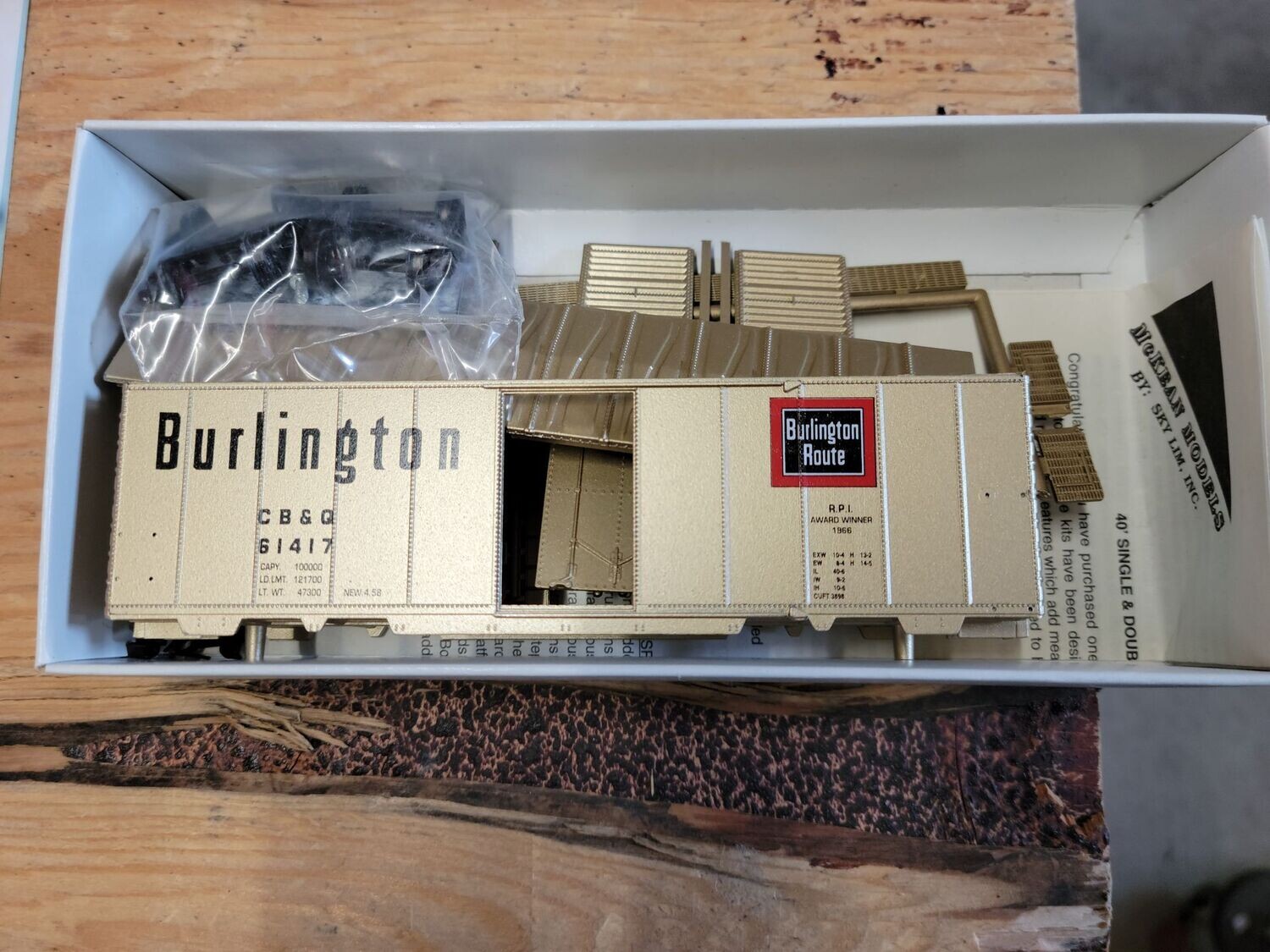 3rd Rail Graphic 222B CBQ 61417