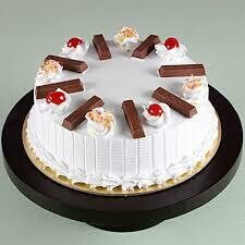 Kit-kat cake