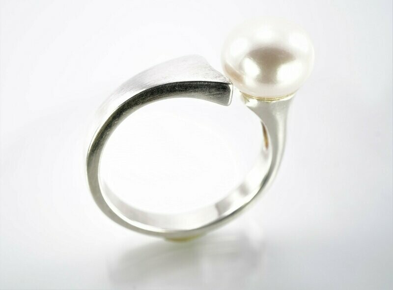 Ring Bina