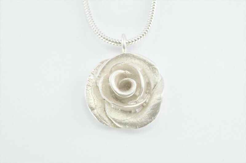 Anhänger Rose