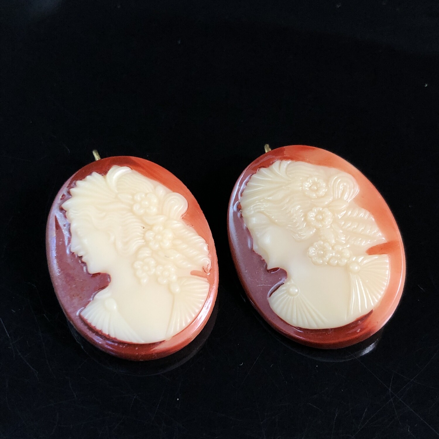 Чешские серьги «Камея», 1960-1970-е гг.