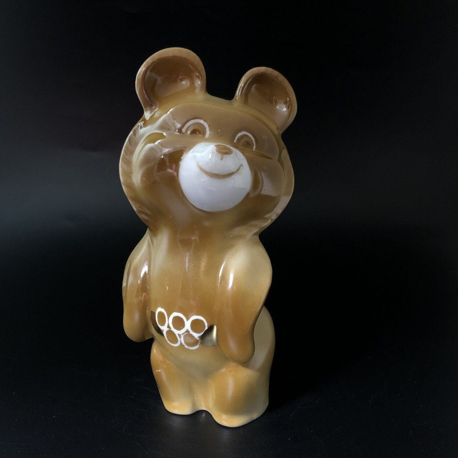 Статуэтка «Олимпийский мишка», фарфор, Барановка, СССР, 1980-е гг.