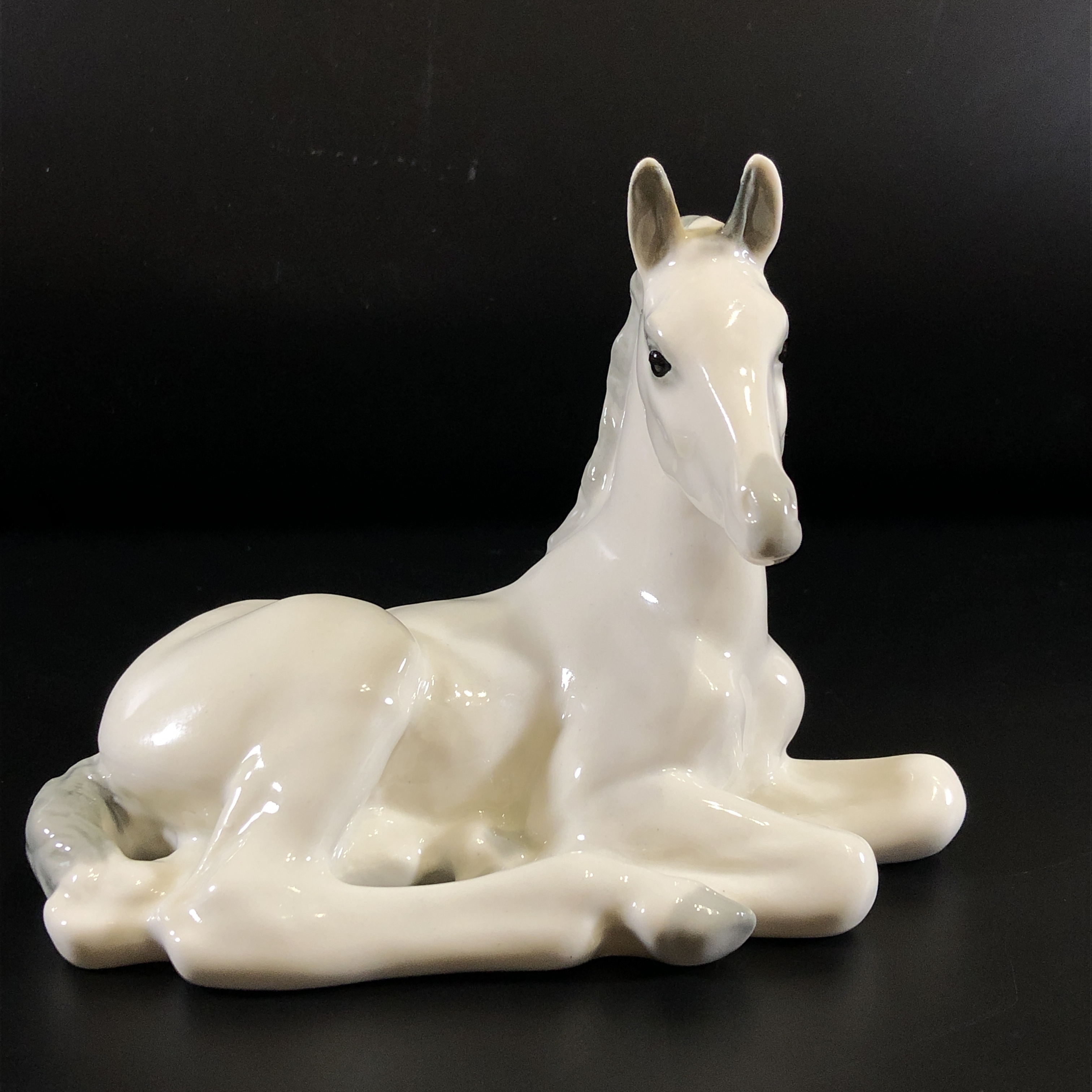 статуэтка лошадь лфз. ифз фарфор статуэтки. художник лфз олевская. лфз статуэтки спб. лфз статуэтки спб.