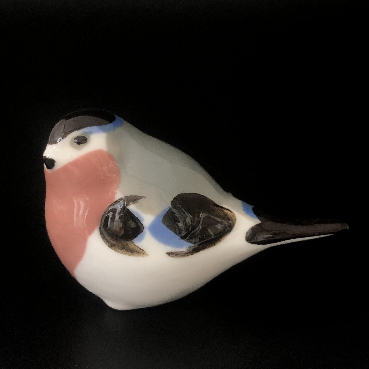 Статуэтка «Снегирь», ЛФЗ, СССР, фарфор, 1970-е гг.