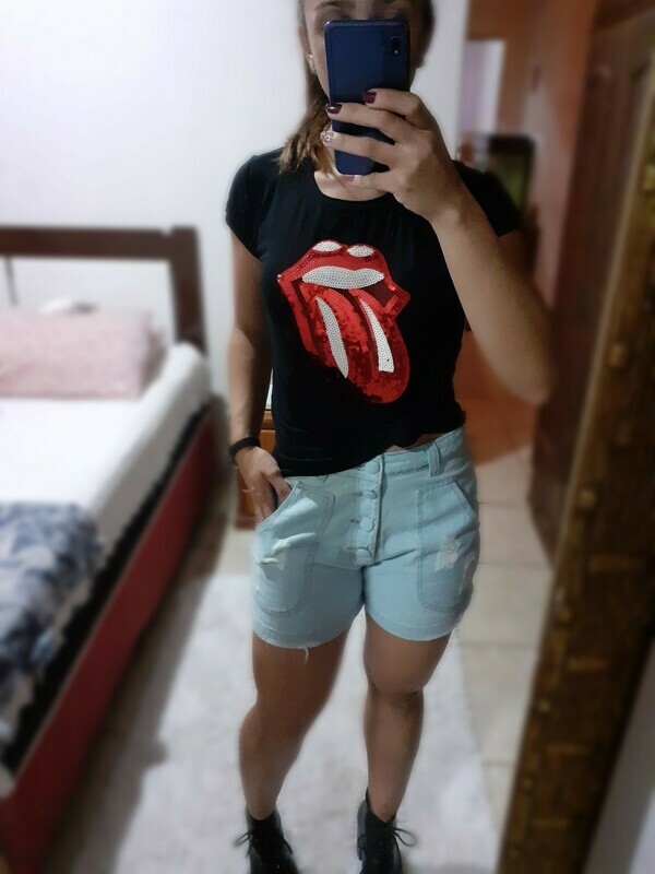 Short jeans botões