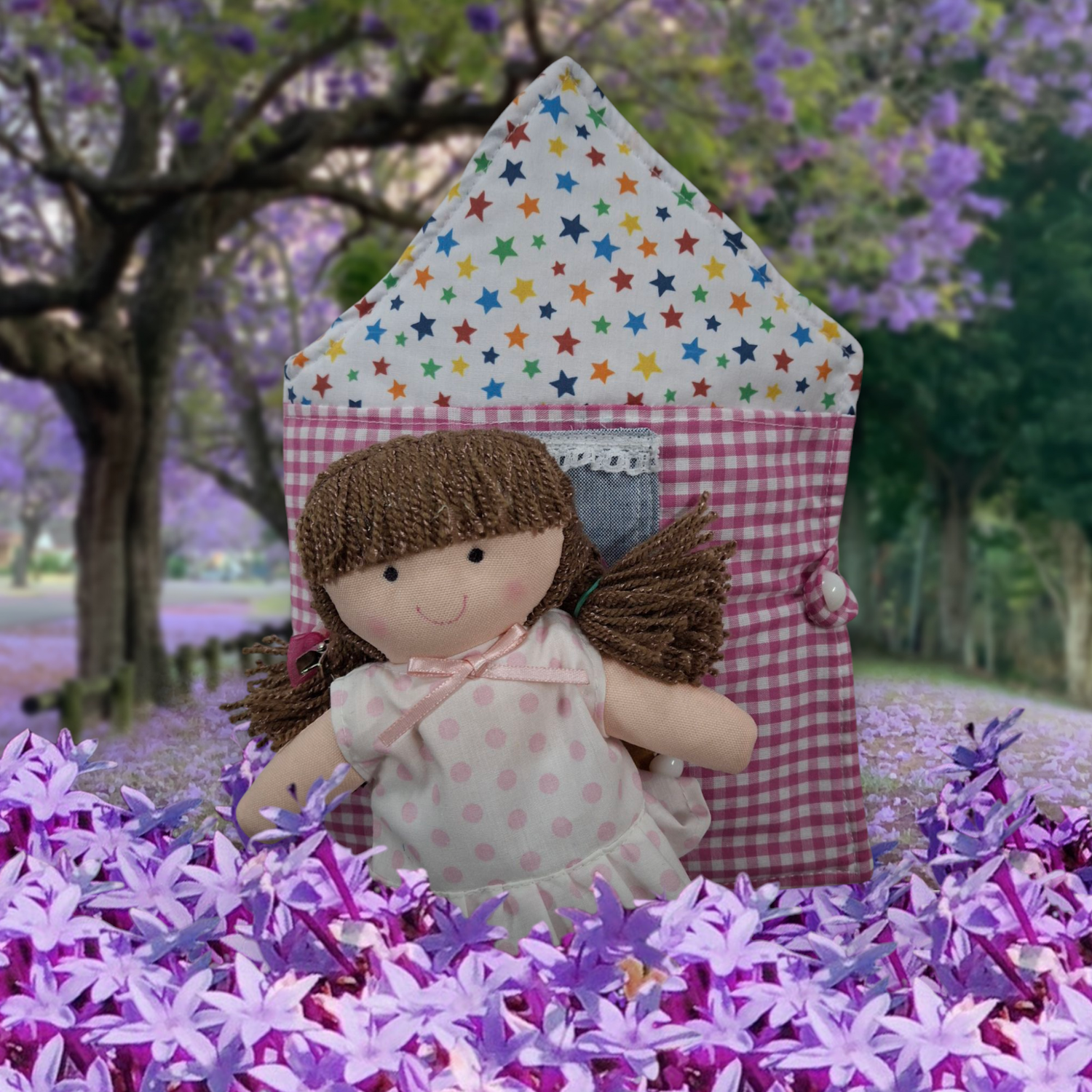 La casa de Pepita, contiene casita, muñeca y accesorios.