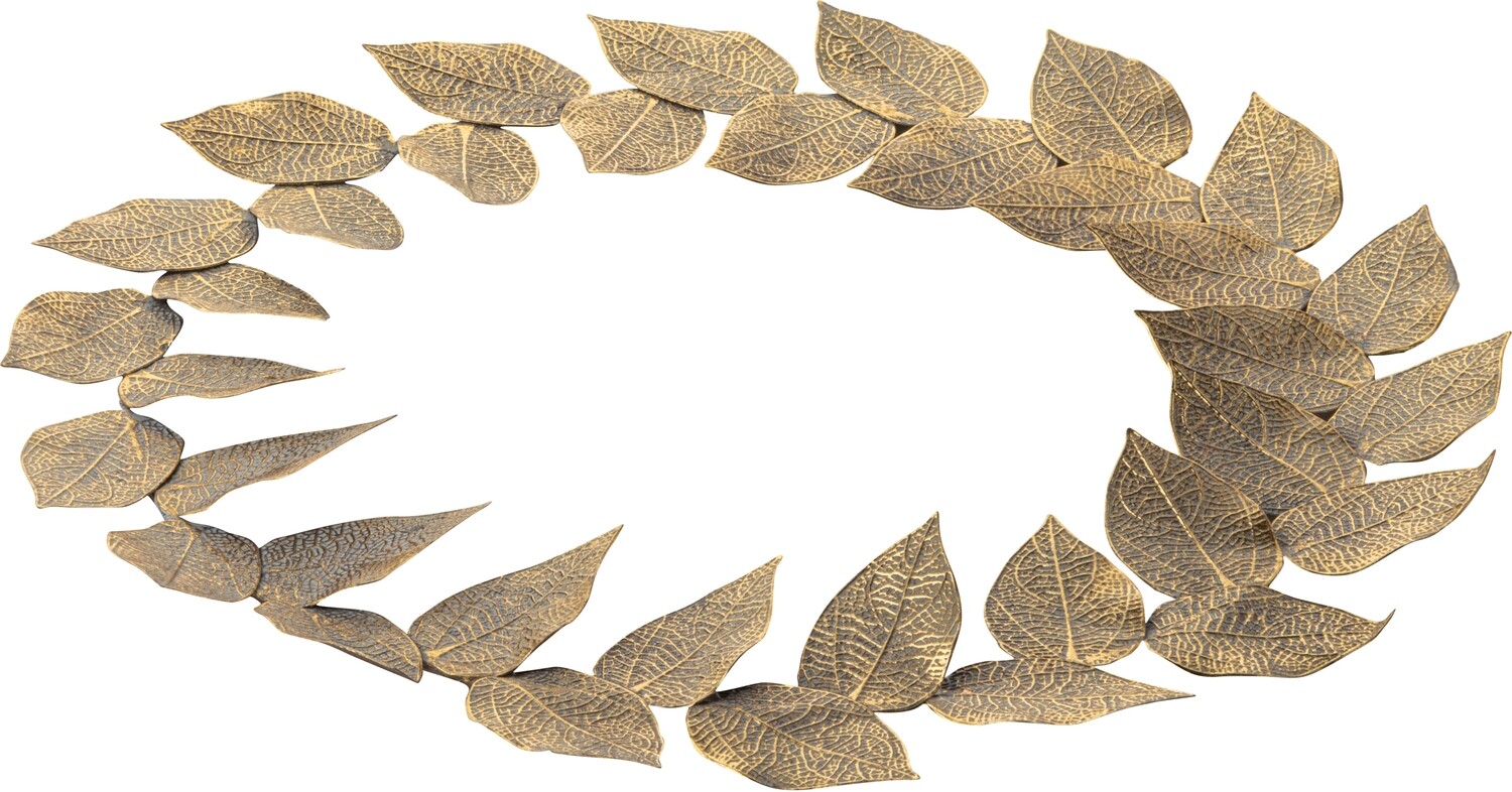 Antiqued gold wreath with embossed leaves, painted metal 16.9 in  2   