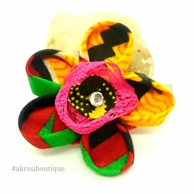 Kanzashi style flower with gemstone in Kente print fabric. flower pin | flower hair clip | flower brooch | clothing accesories