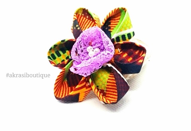 Kanzashi style kente print flower with lilac lace &amp; pearl centre | flower pin | flower hair clip | flower brooch | clothing accessories