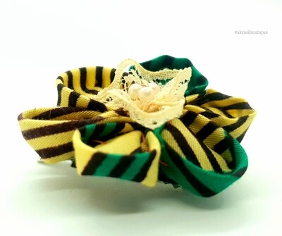 Kanzashi style flower with pearl in green, cream &amp; brown print flower pin | fabric flower hair clip | flower brooch | clothing accessories