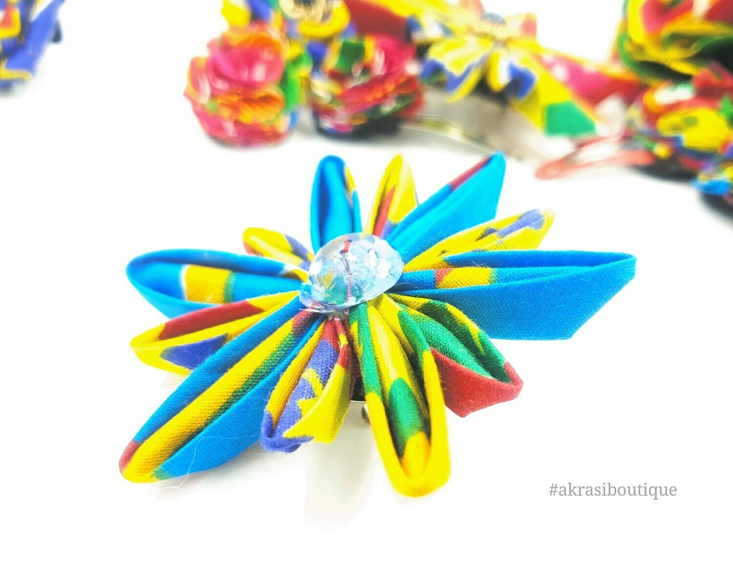 Star flower with in kente with vintage button centre | kanzashi flower hair clip | flower brooch | clothing accessories
