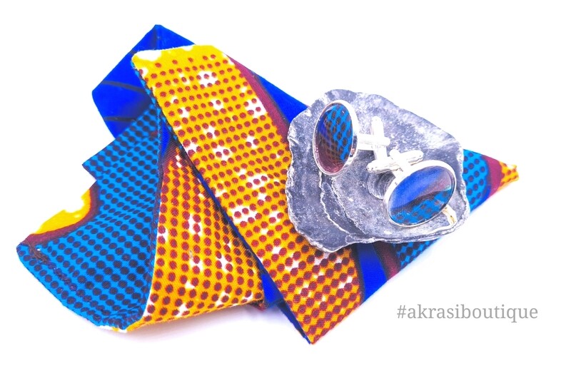 Blue African wax print pocket square with cufflinks | men&#39;s accessories