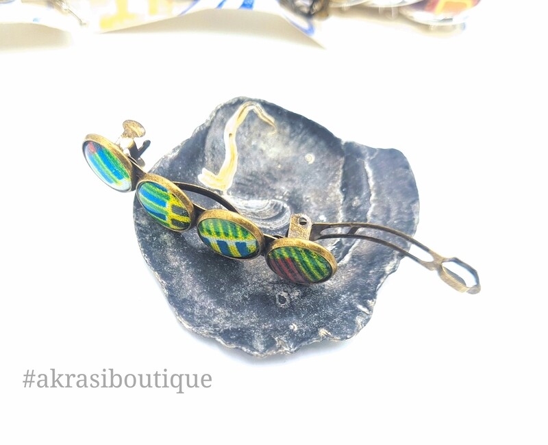 Kente detail barrette hair clip in bronze