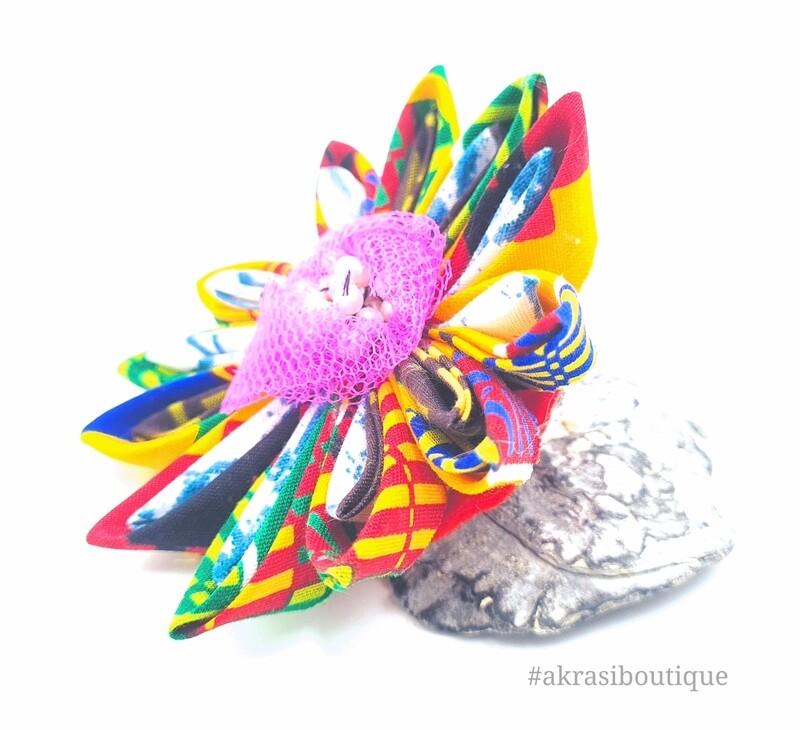 Star flower with with pearl and pink netted centre in kente print | kanzashi flower pin | flower hair clip | flower brooch | clothing accessories
