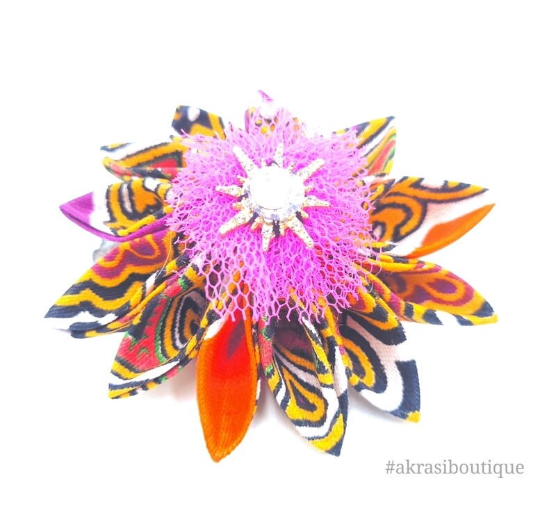 Star flower with gemstone button centre in dashiki print | kanzashi flower pin | flower hair clip | flower brooch | clothing accessories