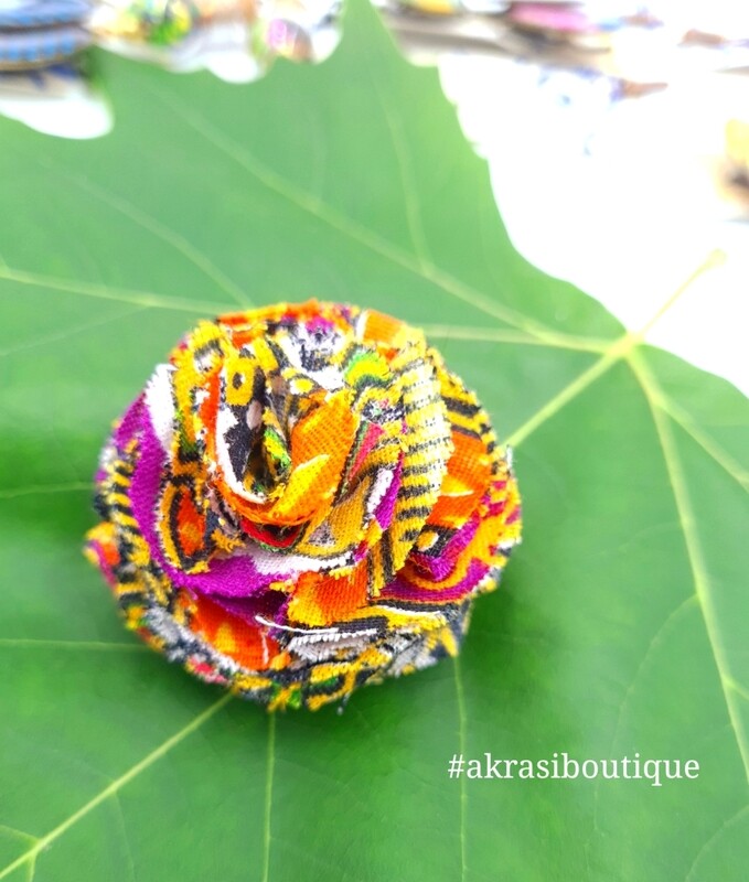African print carnation ruffle flower | Dashiki flower | flower pin | flower hair clip | flower brooch | clothing accessories