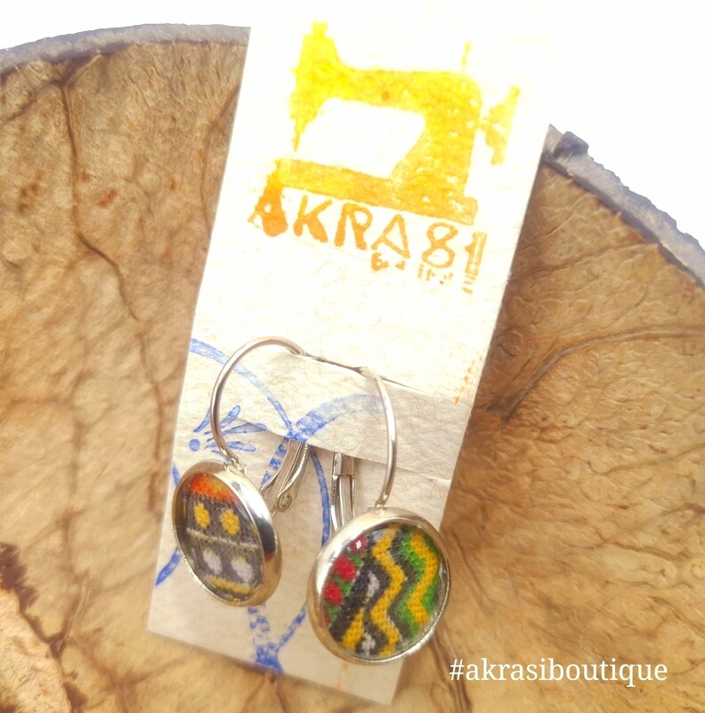 Dashiki collection round silver drop earrings