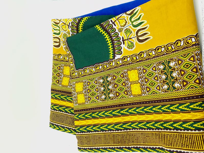 Felt lined dashiki print neck warmer