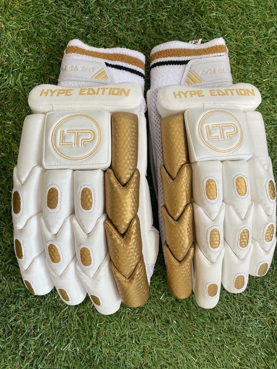 LTP MENS TEST QUALITY BATTING GLOVES