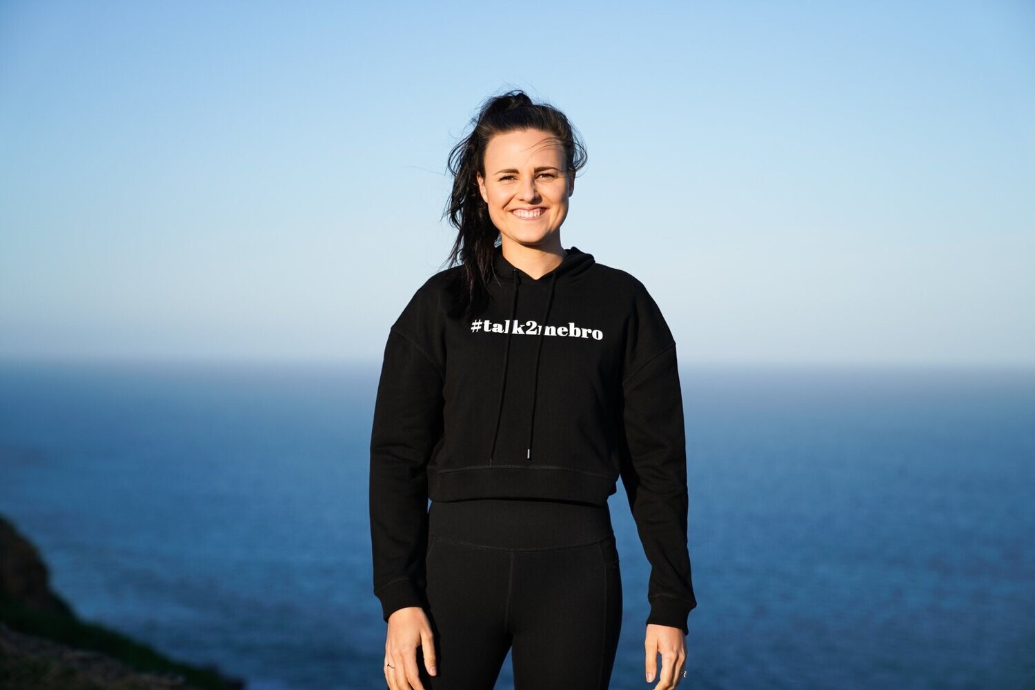 #talk2mebro LADIES CROP HOODIE