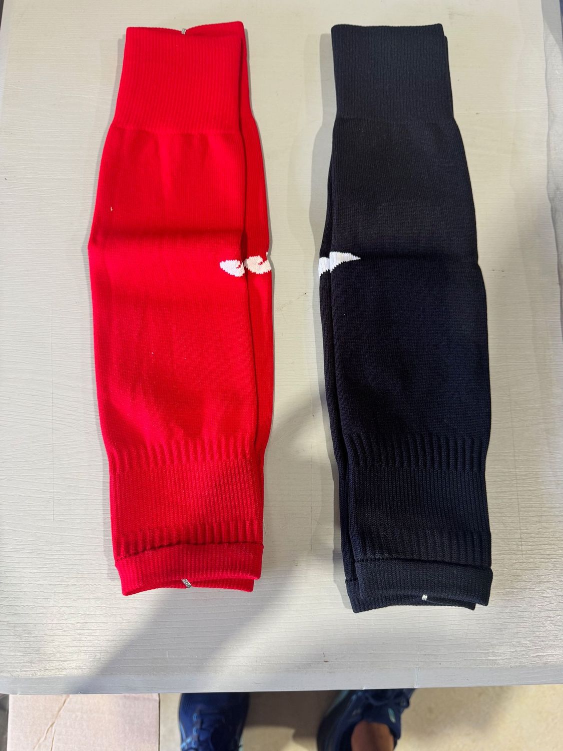 BROADMEADOW FOOTLESS SOCKS