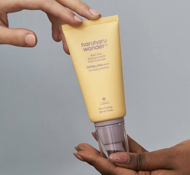 HaruHaru Wonder Airyfit Sunscreen