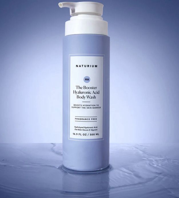 NATURIUM THE BOOSTER HYALURONIC ACID BODY WASH