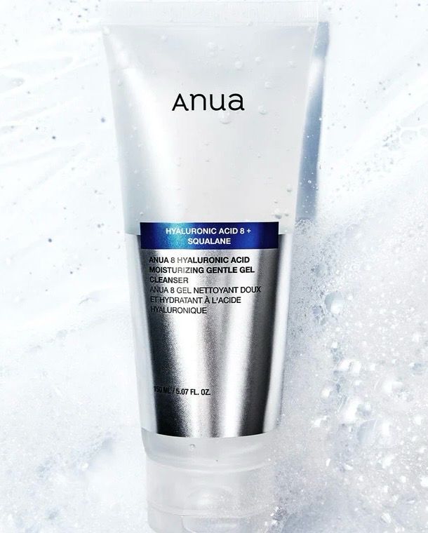 Anua 8 Hyaluronic Acid Moisturizing Gentle Gel Cleanser.