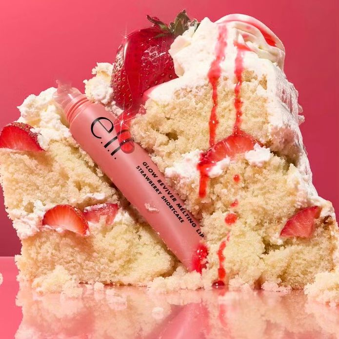 Elf Glow Reviver Melting Lip Balm(Strawberry Shortcake 🍓🧁)