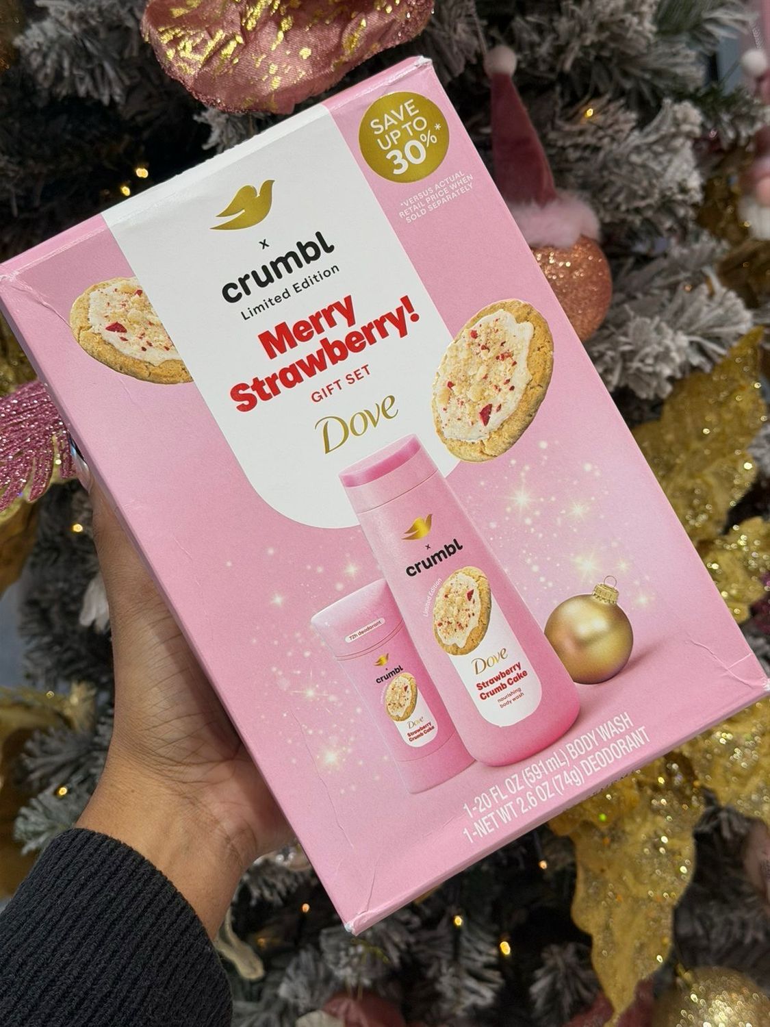 Crumbl Limited Edition Merry Strawberry Set