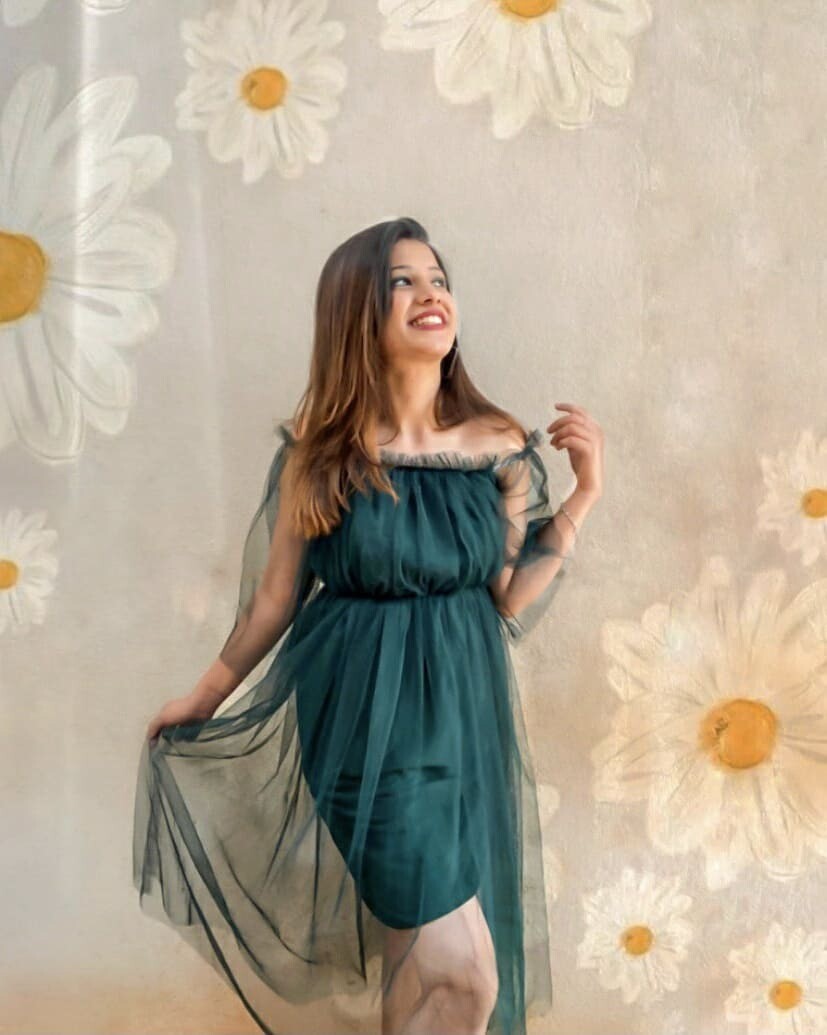 Off-shoulder dress