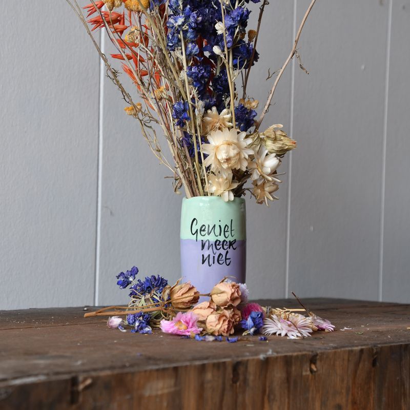 Vaasje: Geniet meer...